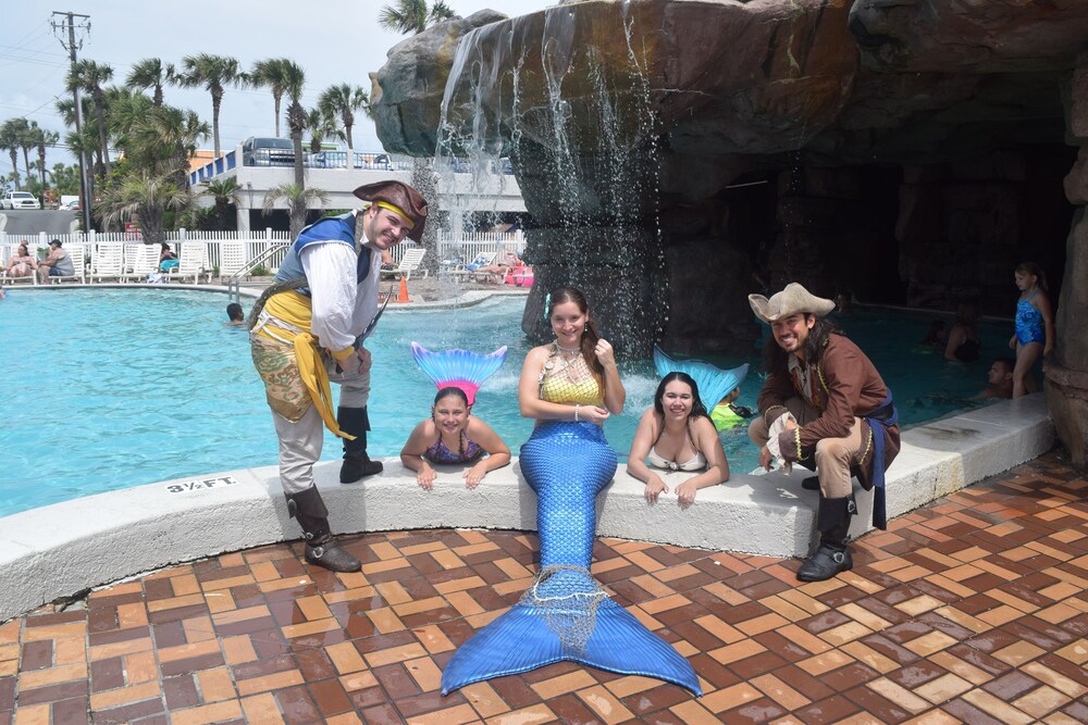 Water park, Days Inn by Wyndham Panama City Beach/Ocean Front