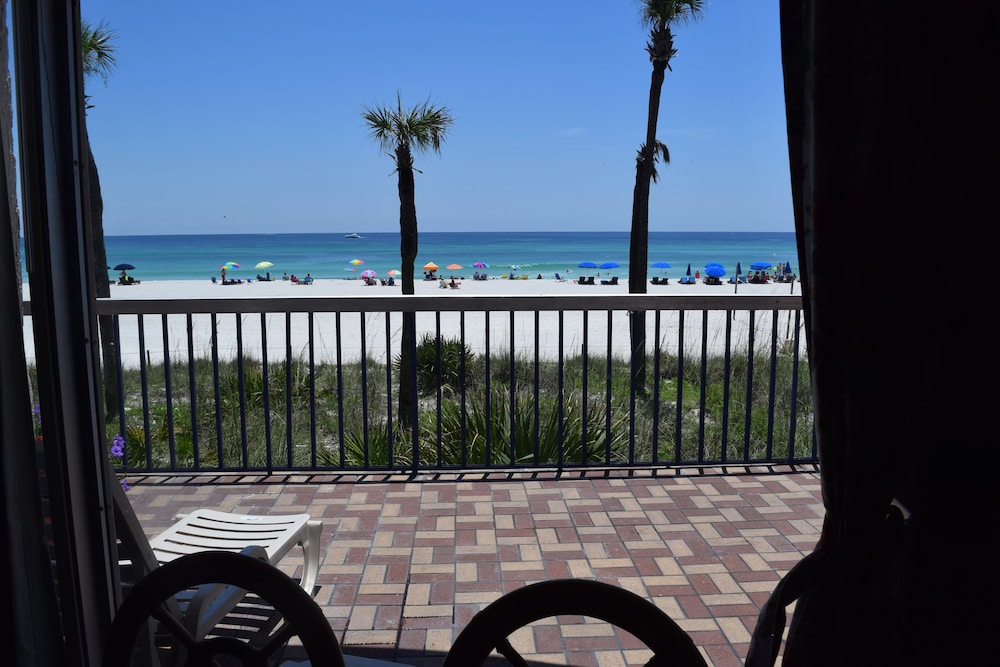 View from room, Days Inn by Wyndham Panama City Beach/Ocean Front