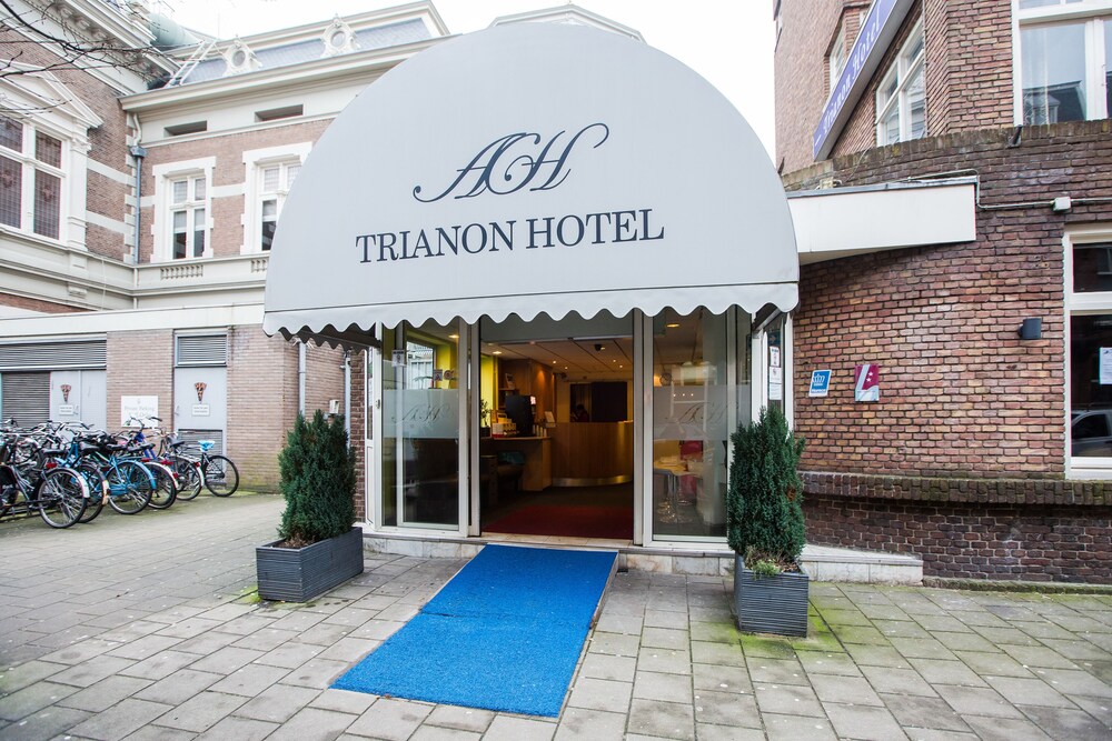 Hotel front