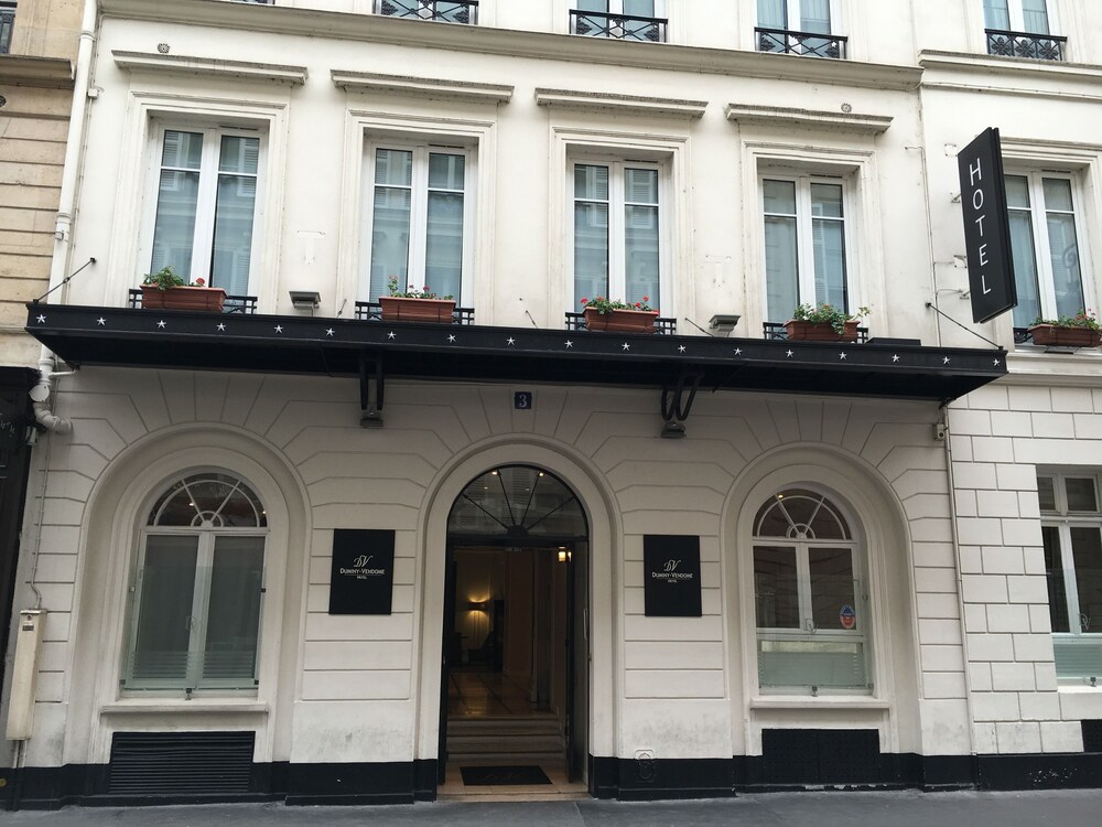 Façade de l'hôtel