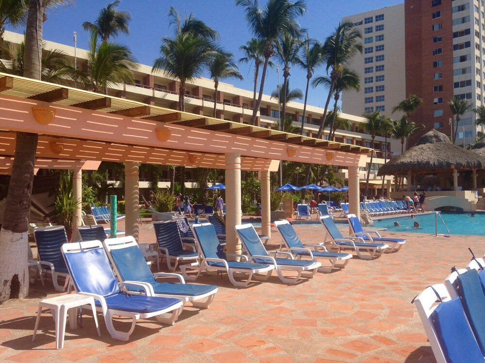 Sundeck