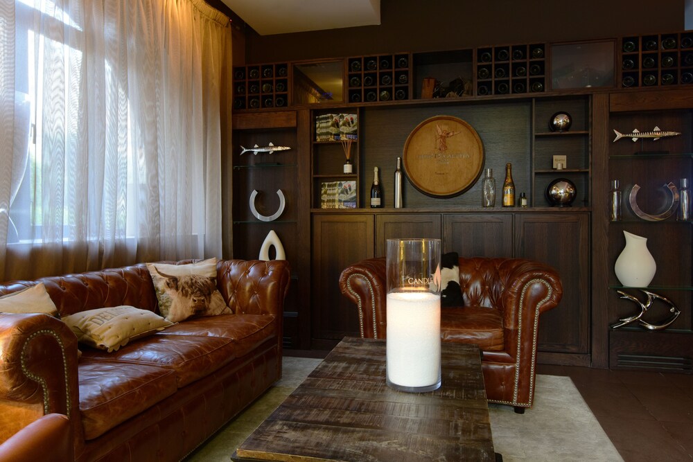 Hotel Bar