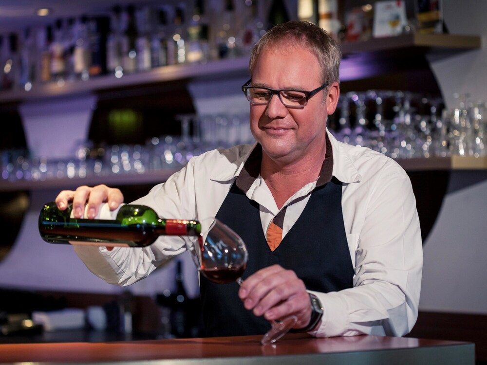 Hotel Bar