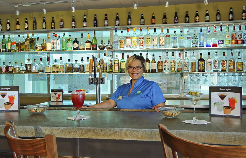 Hotel Bar