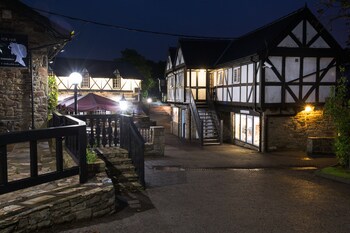 Hotel Front - Evening/Night