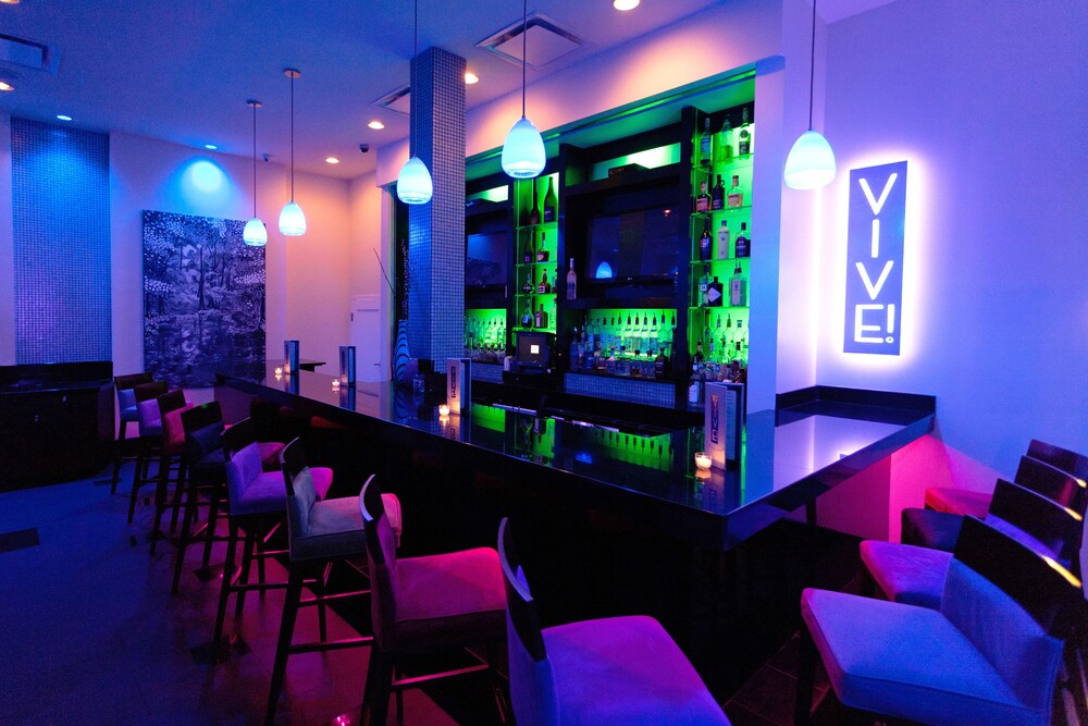 Hotel Bar