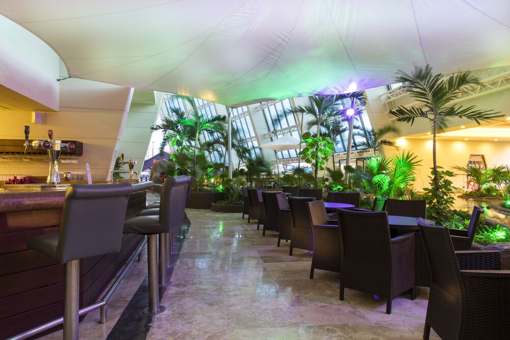 Hotel Lounge