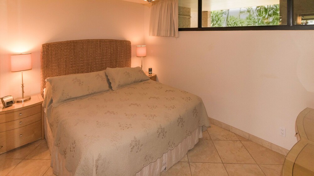 Condo, 1 Bedroom, Ocean View - Guestroom