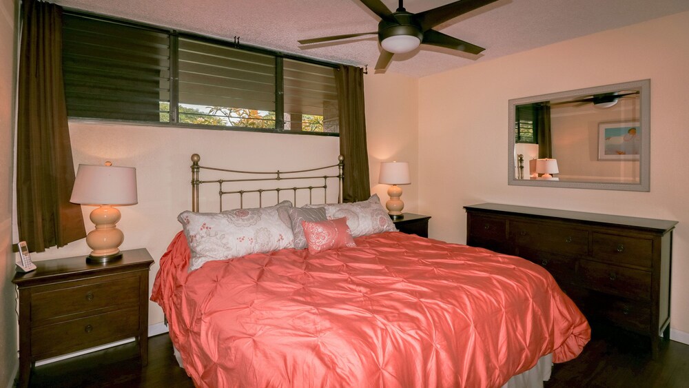 Condo, 1 Bedroom, Partial Ocean View - Guestroom
