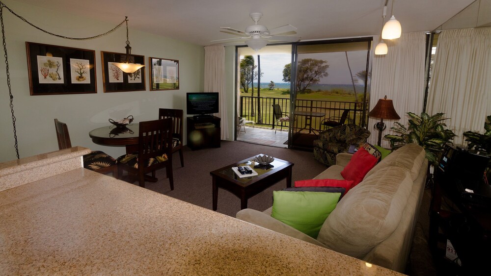 Condo, 1 Bedroom, Ocean View - Living Area