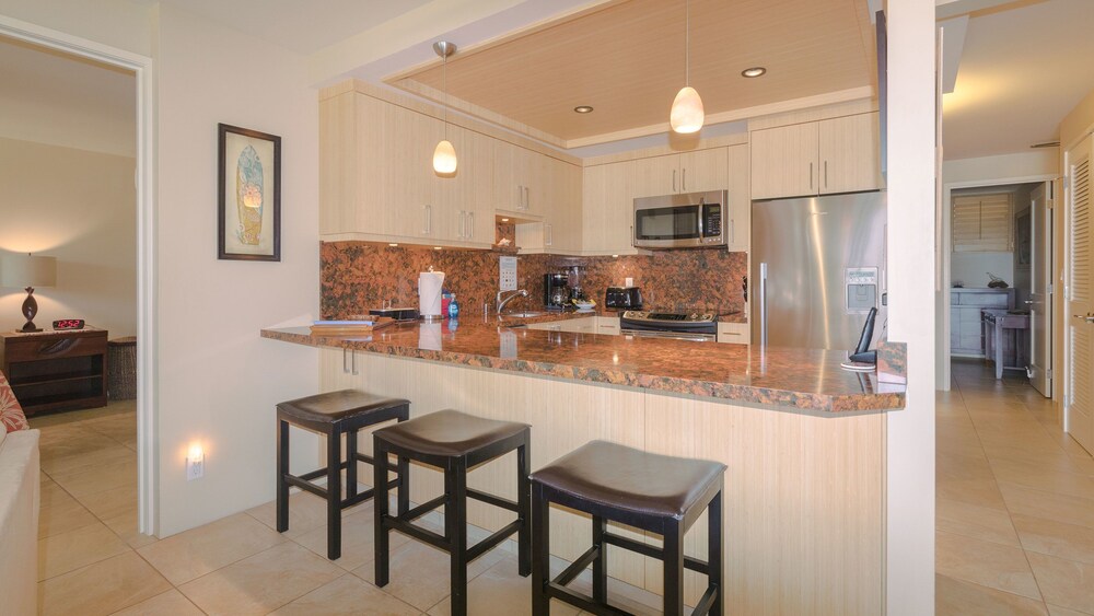 Condo, 2 Bedrooms, Partial Ocean View - In-Room Kitchen