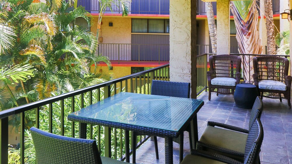 Condo, 2 Bedrooms, Partial Ocean View - Terrace/Patio
