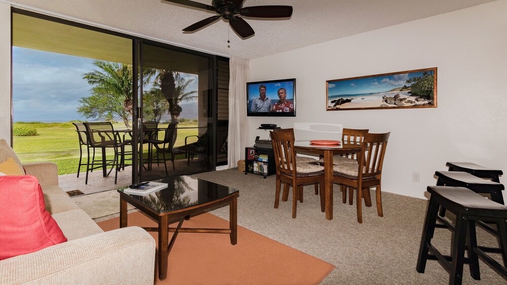 Condo, 1 Bedroom, Ocean View - Living Area
