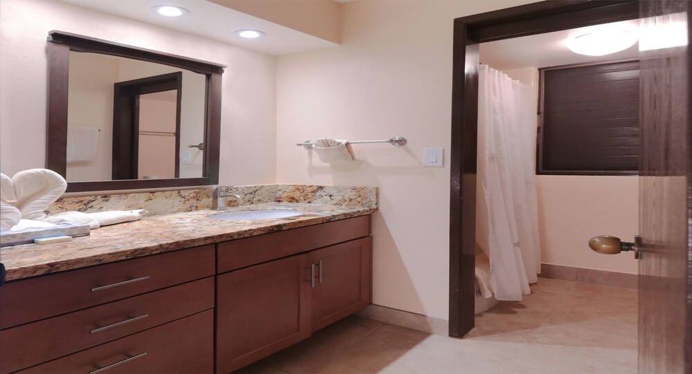 Condo, 2 Bedrooms, Garden View - Bathroom