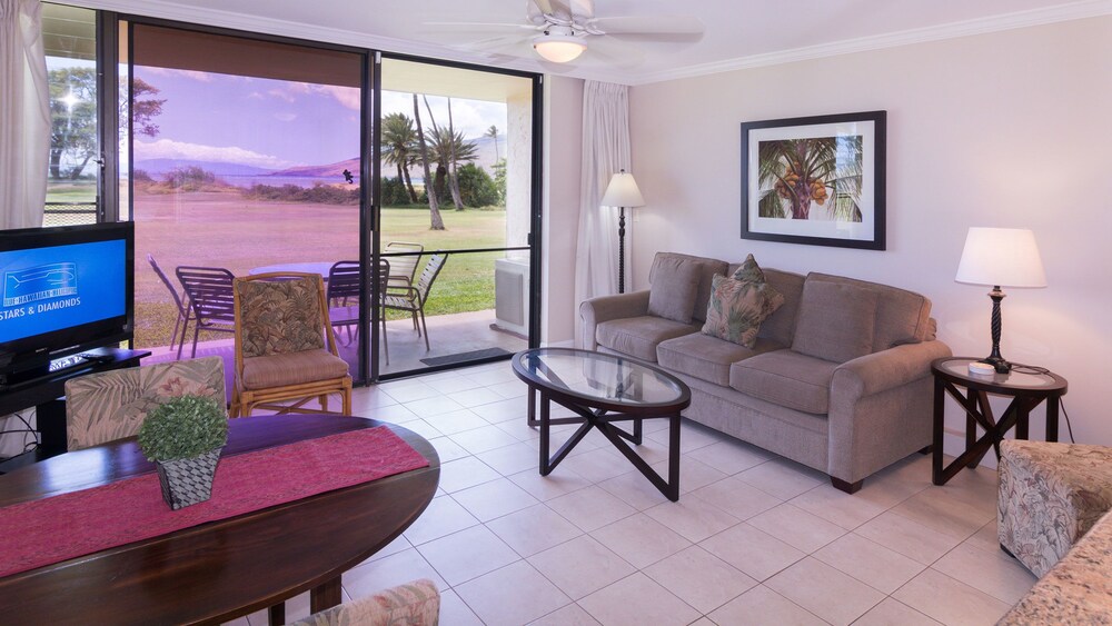 Condo, 1 Bedroom, Ocean View - Living Area