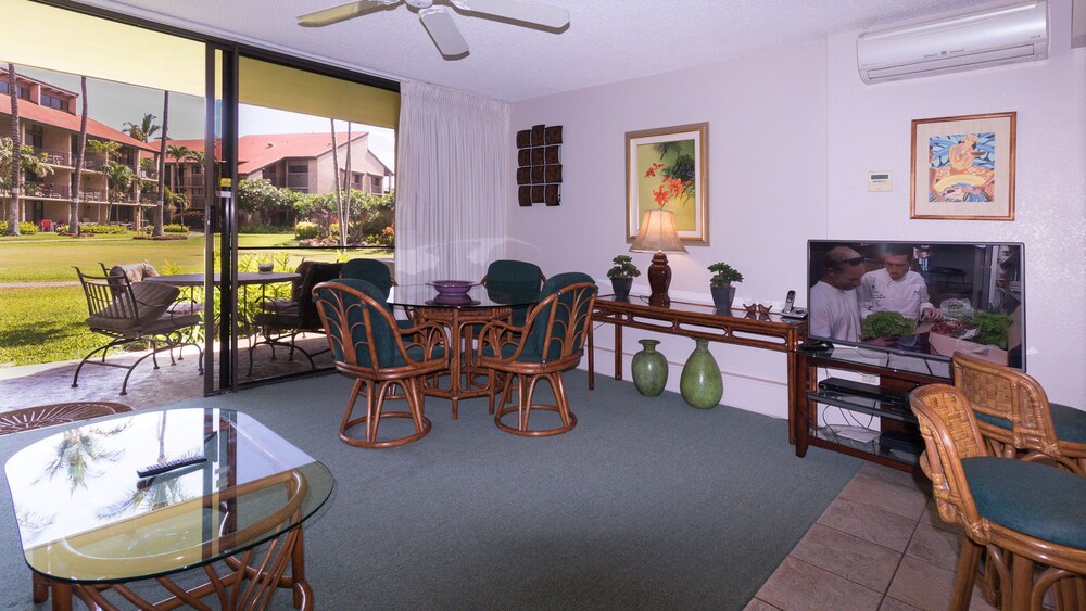 Condo, 1 Bedroom, Garden View - Living Area