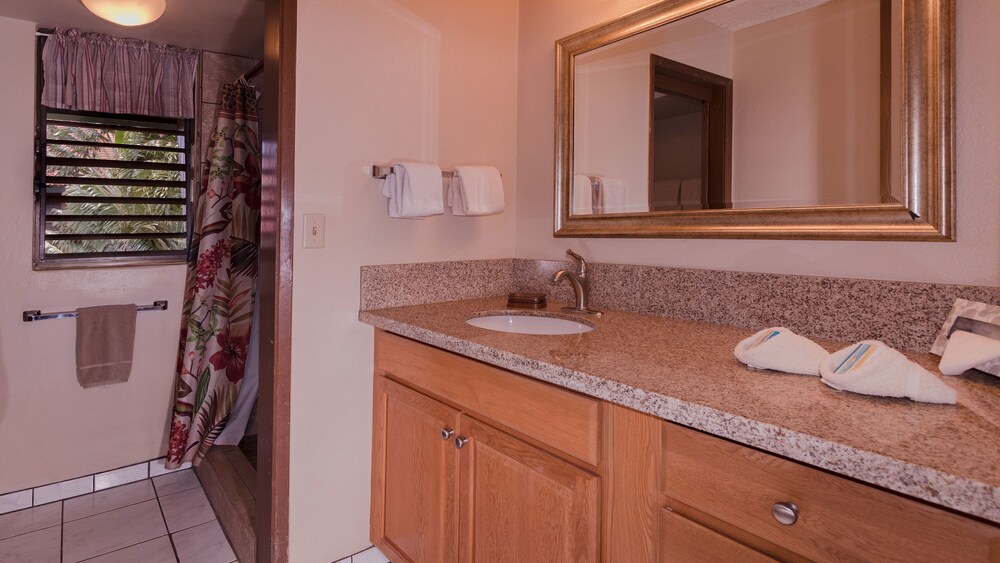 Suite, 3 Bedrooms, Partial Ocean View - Bathroom