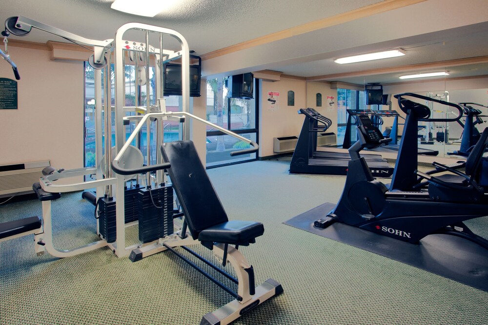 Fitness facility, Wyndham Visalia