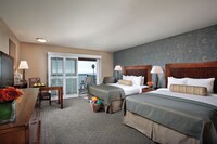 Two Queen Beds Ocean Front