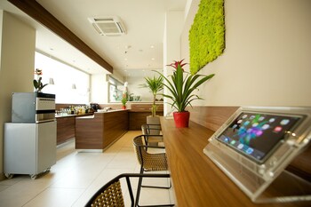 Hotel Bar