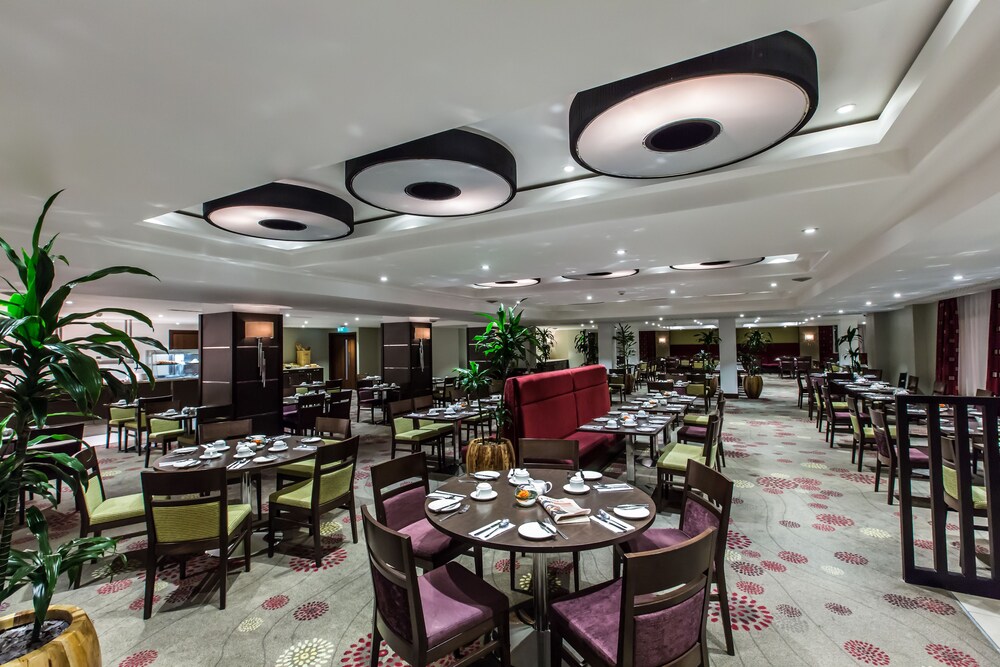 Restaurant, Holiday Inn London - Kensington High St., an IHG Hotel