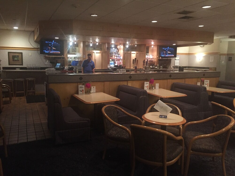 Hotel Lounge