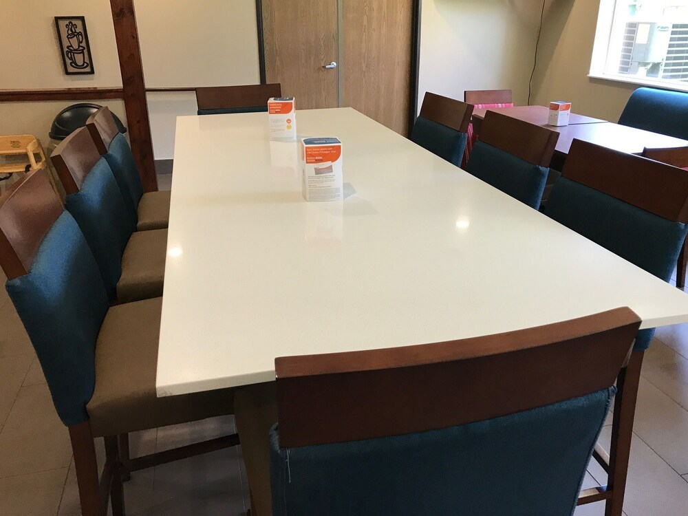 Family Dining