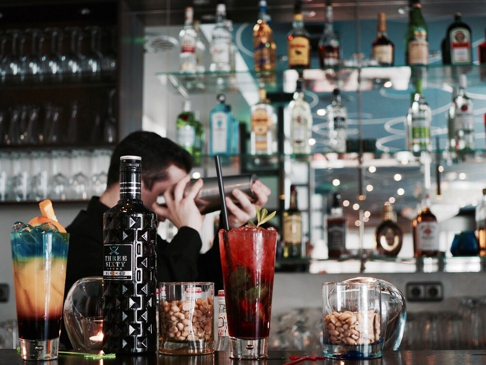Hotel Bar