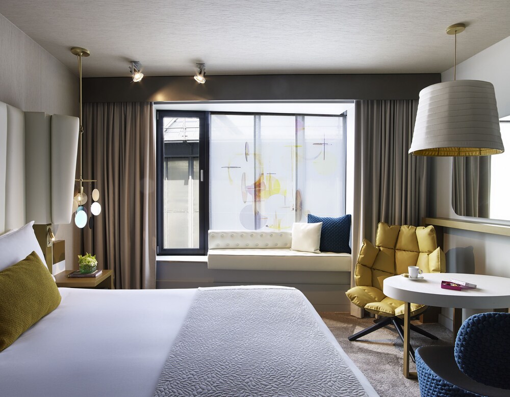 Guestroom