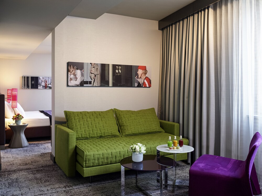 Guestroom