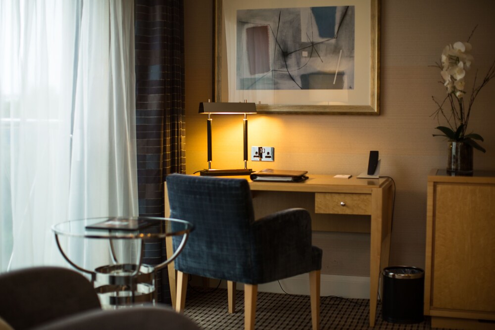 In-Room Business Center