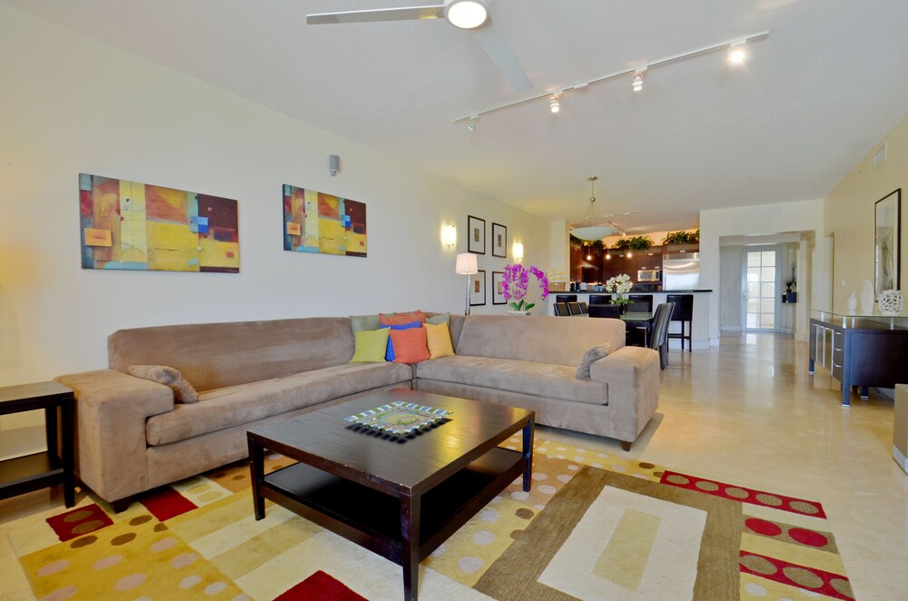 Villa, 2 Bedrooms, Ocean View - Living Area