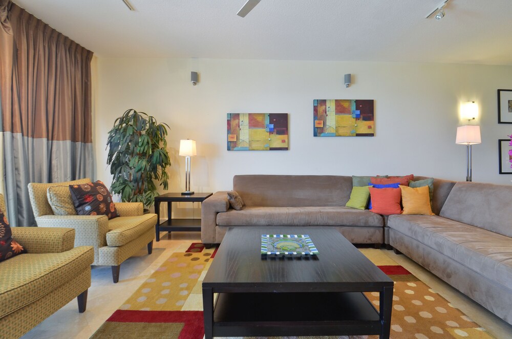 Villa, 2 Bedrooms, Ocean View - Living Area