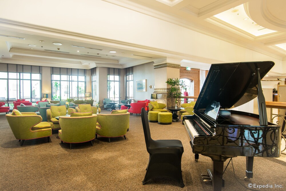 Hotel Lounge