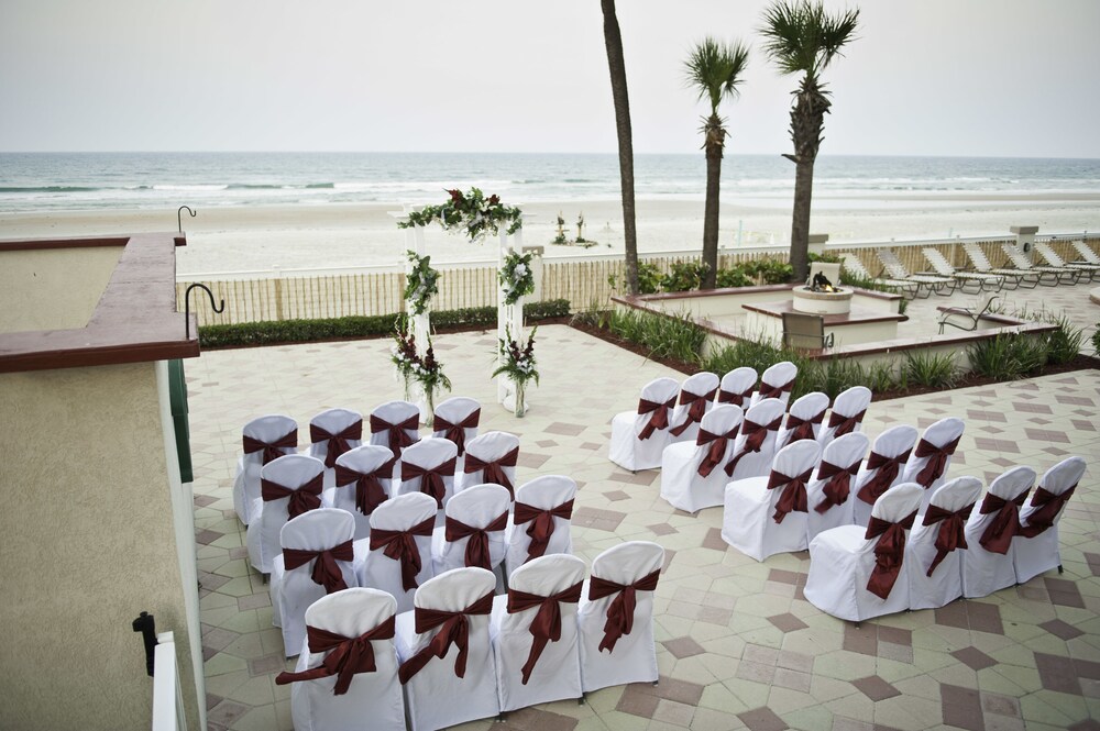 Outdoor Banquet Area