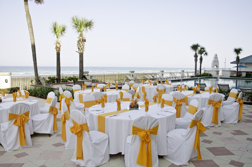 Outdoor Banquet Area