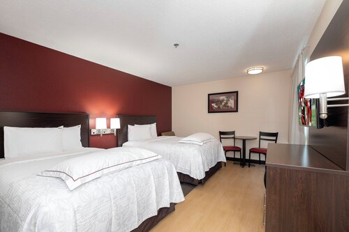 Red Roof Inn PLUS+ Austin South