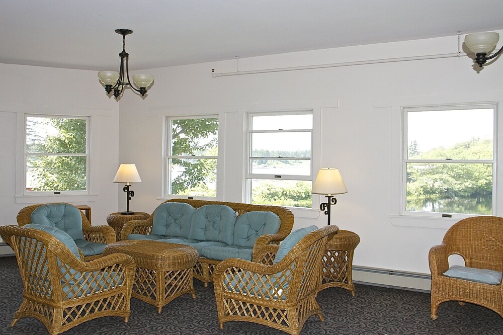 Guestroom View