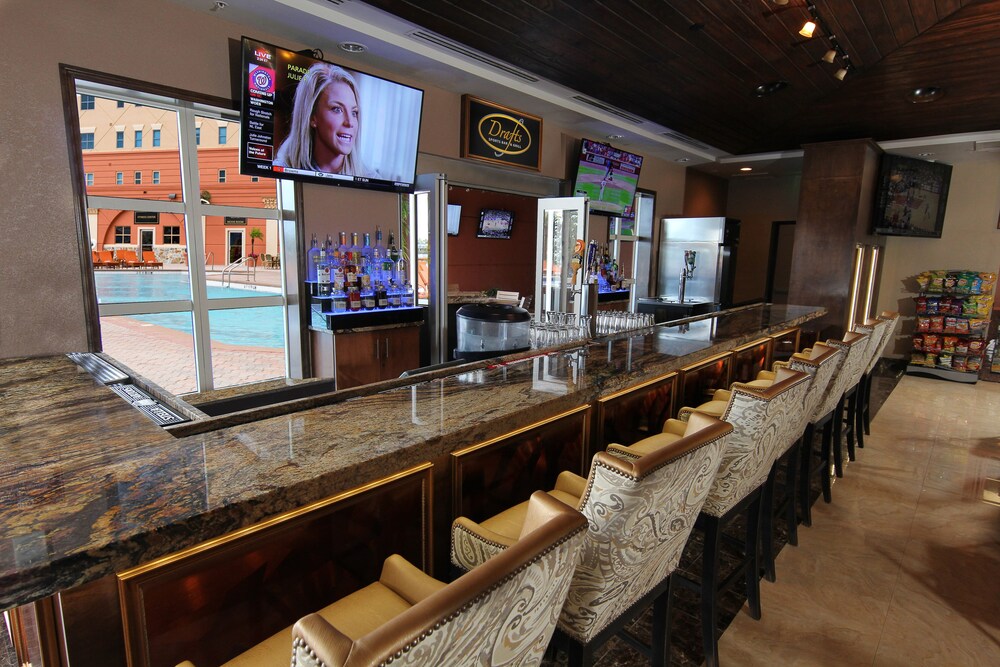 Hotel Bar