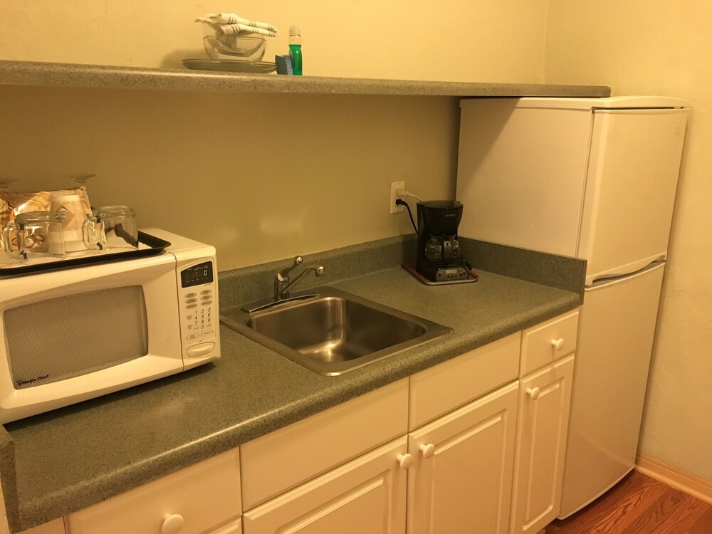 In-Room Kitchenette