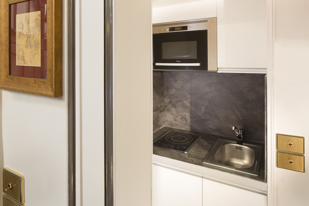 In-Room Kitchenette