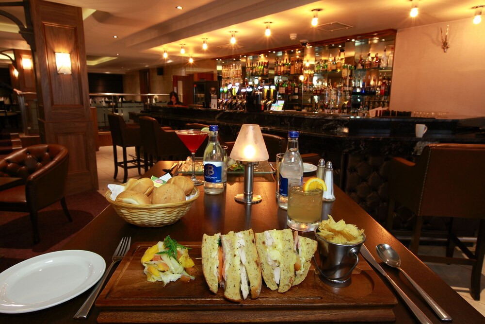 Hotel Lounge
