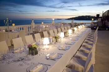 Outdoor Banquet Area