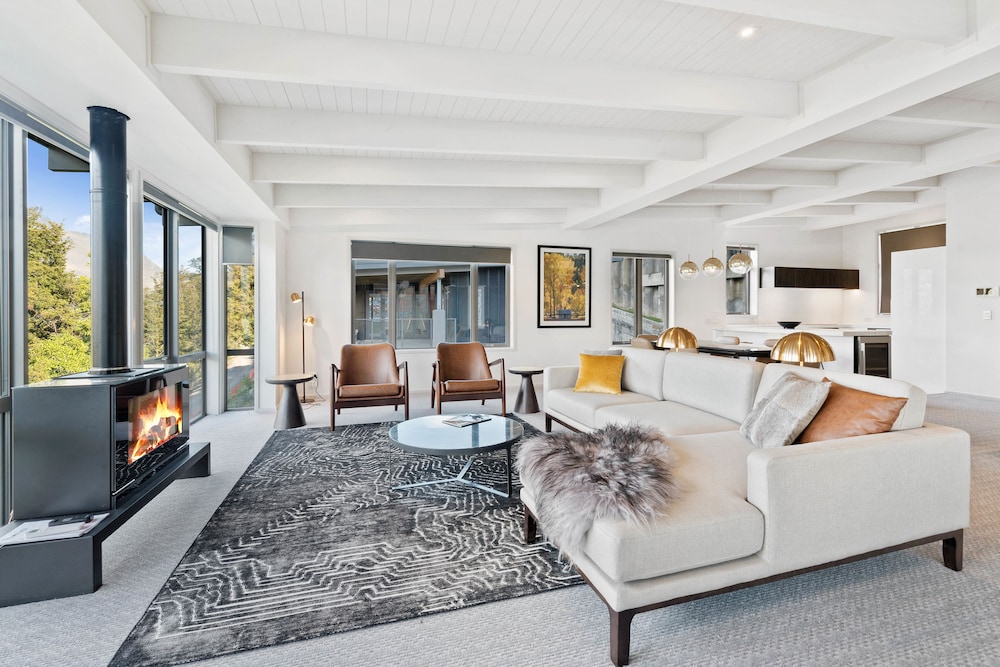 The Rees Residence - Living Area