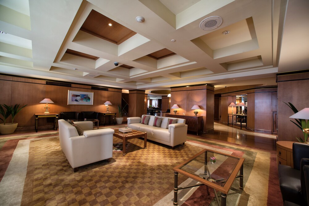 Executive Lounge