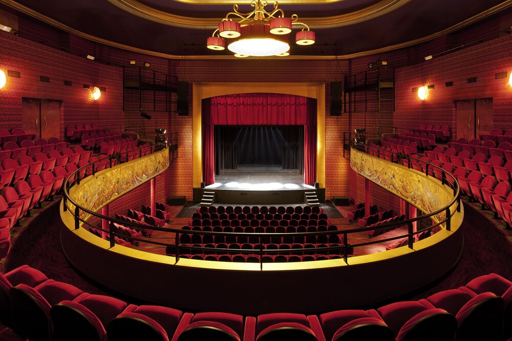 Theater Show