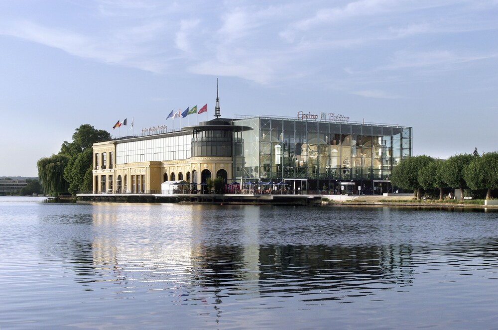 Lake View