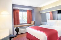 Standard Room, 1 Queen Bed