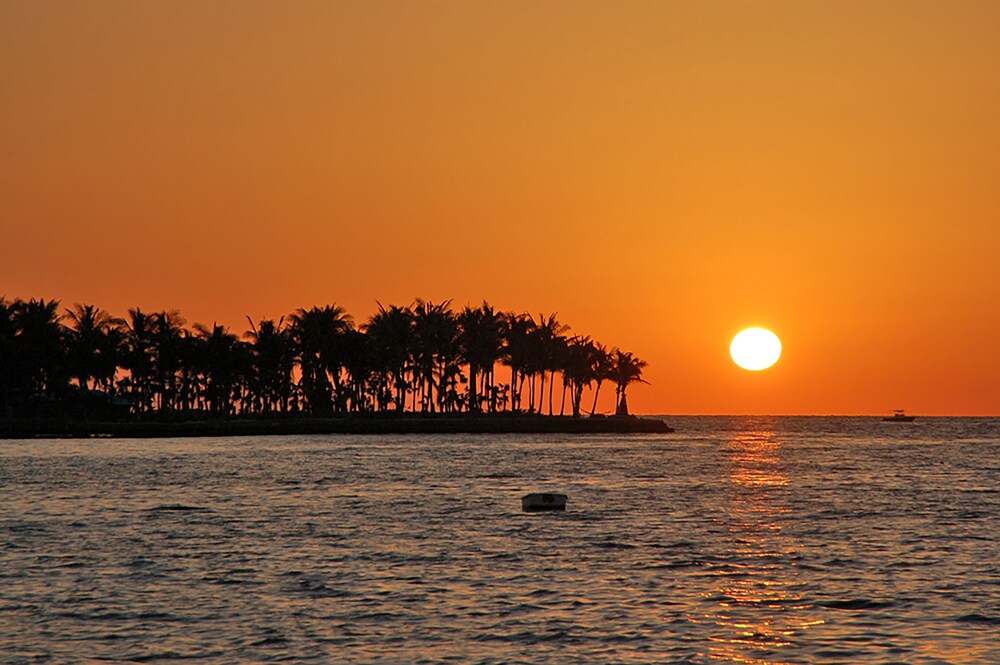 Beach, Tranquility Bay Beachfront Hotel and Resort