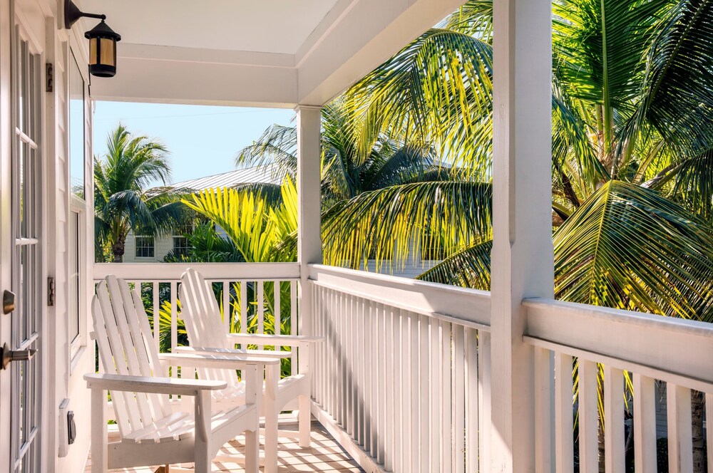 Balcony, Tranquility Bay Beachfront Hotel and Resort